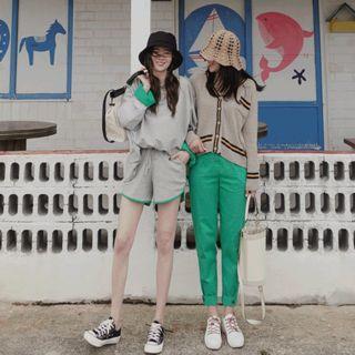 Band-waist Button-hem Pants