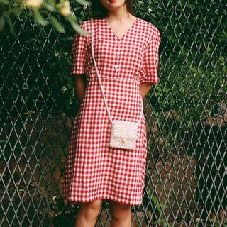 Elbow-sleeve Plaid Buttoned Dress