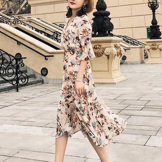 Short-sleeve Floral Print V-neck Chiffon Dress