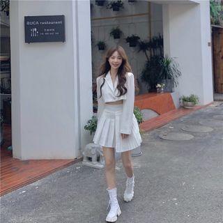 Single-button Cropped Blazer / Asymmetrical Mini A-line Skirt