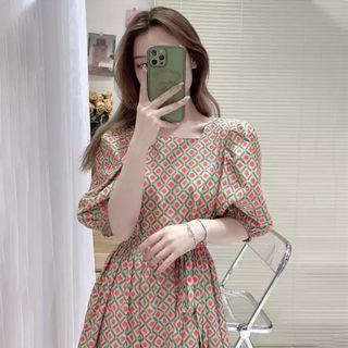 Puff-sleeve Argyle Midi A-line Dress