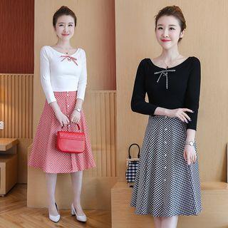 Set: 3/4-sleeve T-shirt + Plaid A-line Midi Skirt