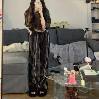 Plain Oversize Top / High-waist Straight-cut Pants