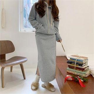 Set: Fleece-lined Hoodie + H-line Long Skirt