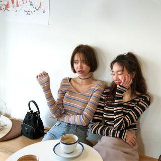 V-neck Stripe Ribbed T-shirt