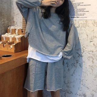 Mock Two-piece Sweatshirt / Shorts