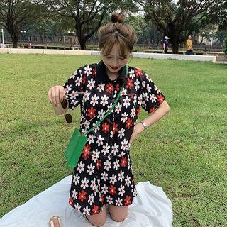 Floral Print Single-breasted Short-sleeve Top / High-waist Skirt