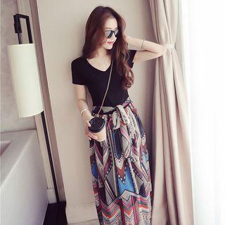 Short-sleeve V-neck Chiffon Midi Dress