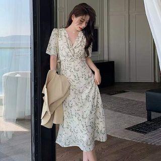 Short Sleeve V-neck Floral Knotted Midi A-line Dress