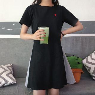Striped Panel Short-sleeve A-line T-shirt Dress