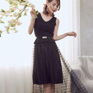 V-neck Sleeveless Mesh Dress