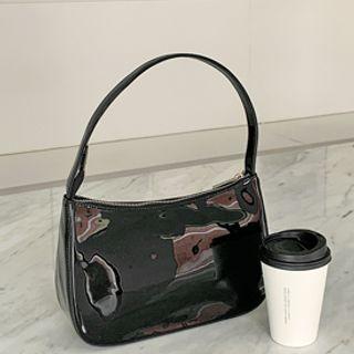 Patent / L Me Armpit Bag
