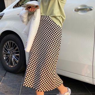 Checkerboard Midi A-line Skirt