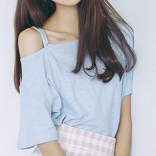 Short-sleeve Cold-shoulder Plain Top