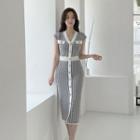 Cap-sleeve Houndstooth Midi Knit Dress Houndstooth - Black & White - One Size