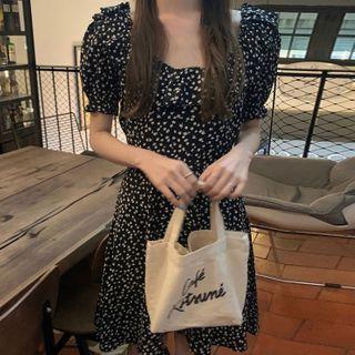 Short-sleeve Floral Print Dress White Floral - Black - One Size