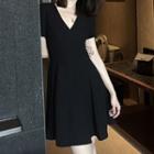 Plain V-neck Short-sleeve A-line Skirt