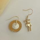 Astronaut & Planet Asymmetrical Alloy Dangle Earring 1 Pair - Hook Earrings - Gold - One Size