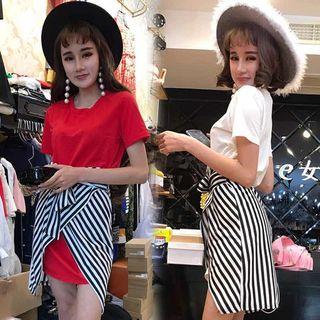 Set: Short Sleeve Long T-shirt + High-waist Split Striped Skirt