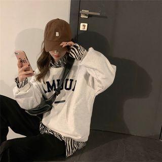 Lettering Sweatshirt / Zebra Print Shirt