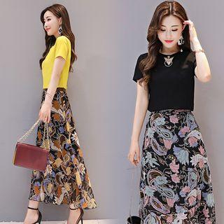 Set: Short-sleeve T-shirt + Printed Maxi Skirt