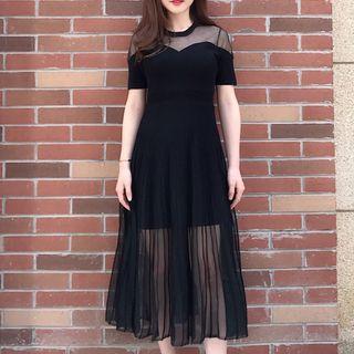 Organza Panel Short-sleeve A-line Midi Knit Dress