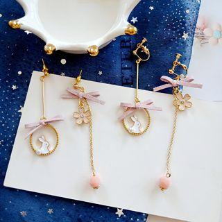 Non-matching Alloy Rabbit Flower Dangle Earring