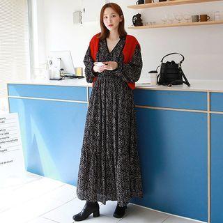 Plus Size V-neck Floral Print Maxi Dress