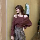 Cold-shoulder Sweater / Plaid Harem Pants