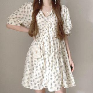 Short-sleeve V-neck Floral Print Dress Floral - White - One Size