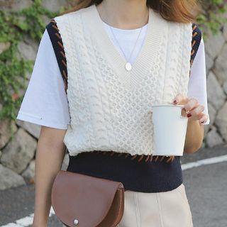 Contrast Knit Vest