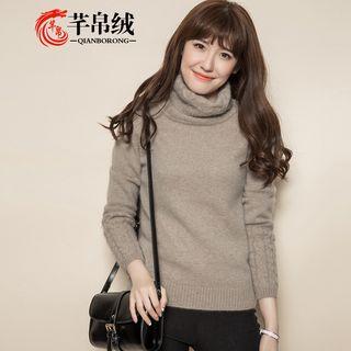 Cable Knit Detailed Turtleneck Sweater
