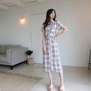 Short-sleeve Plaid Shirtdress With Cord