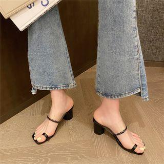 Round Heel Pvc Strap Slide Sandals