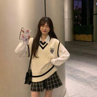 Logo V-neck Knit Vest + Plaid Pleated Mini Skirt