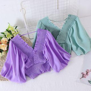 V-neck Accordion Pleat Puff-sleeve Top
