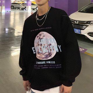Long-sleeve Lettering Moon Print Sweatshirt