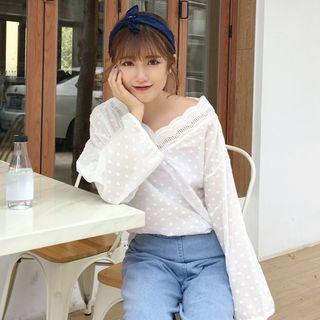 V-neck Lace Long-sleeve Blouse