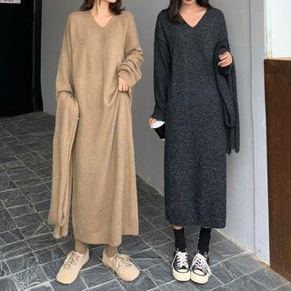 V-neck Maxi A-line Knit Dress / Scarf