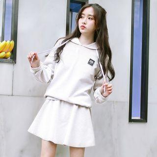 Set: Applique Hoodie + A-line Skirt