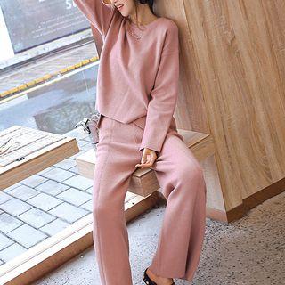 Set: Crew-neck Long-sleeve Knit Top + Wide-leg Pants