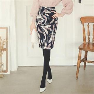 Feathers Print Pencil Skirt