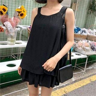 Set: A-line Camisole Top + Band-waist Shorts