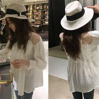 Sheer-yoke Lace-patch Top