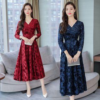 Flower Pattern Long-sleeve A-line Velvet Midi Dress