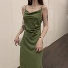 Sleeveless Plain V-neck Strappy Midi Dress