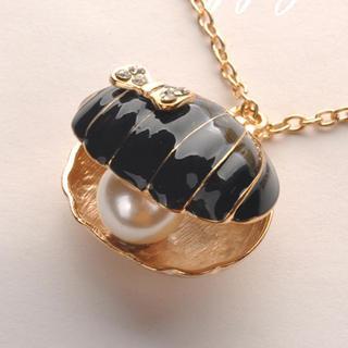 Shell Pearl Necklace - Black Black - One Size