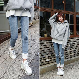 Faux-fur Detail Washed Jeans