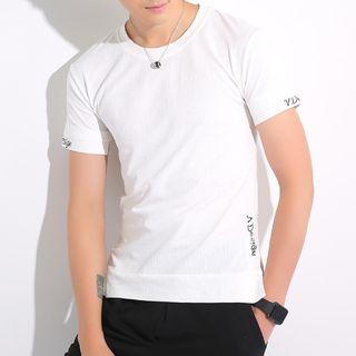 Set: Letter Embroidered Short Sleeve T-shirt + Distressed Shorts