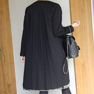 V-neck Pleated-back Long Cardigan Black - One Size